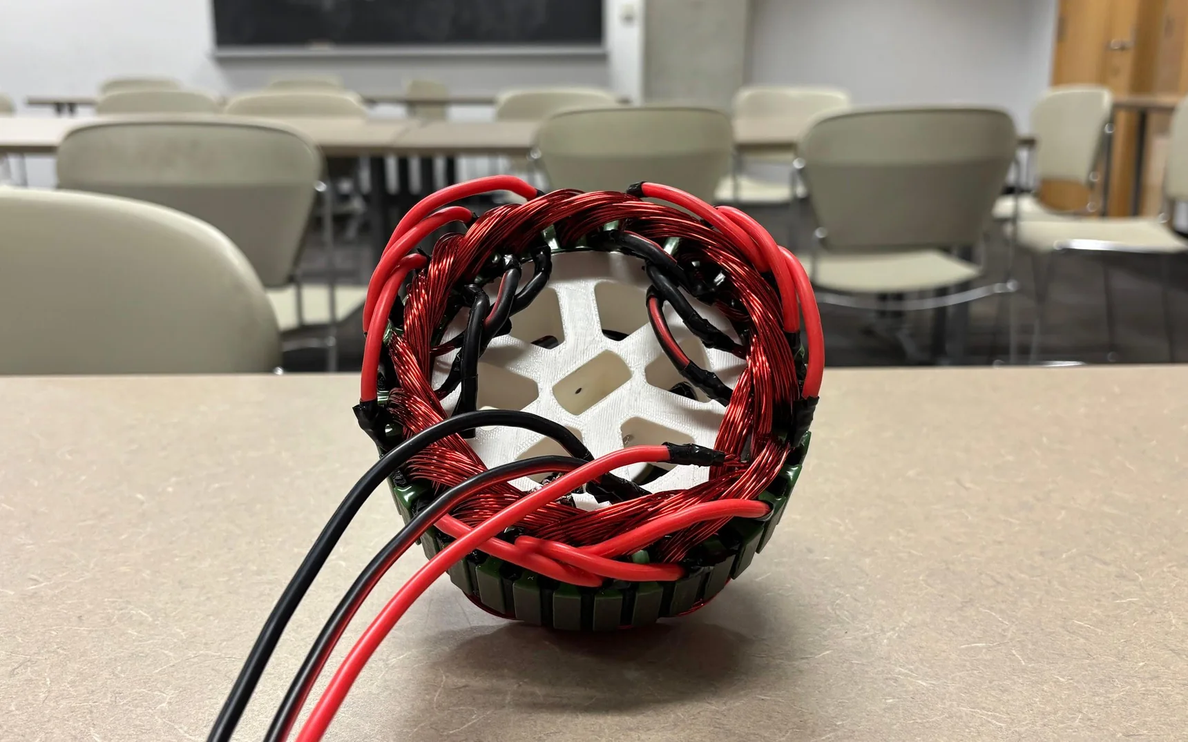 Hand-wound stator of the PMSM hub motor